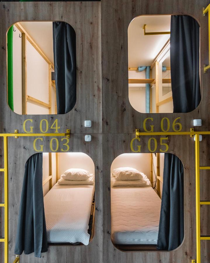Capsule Hostel Logistic Vilnius Bagian luar foto